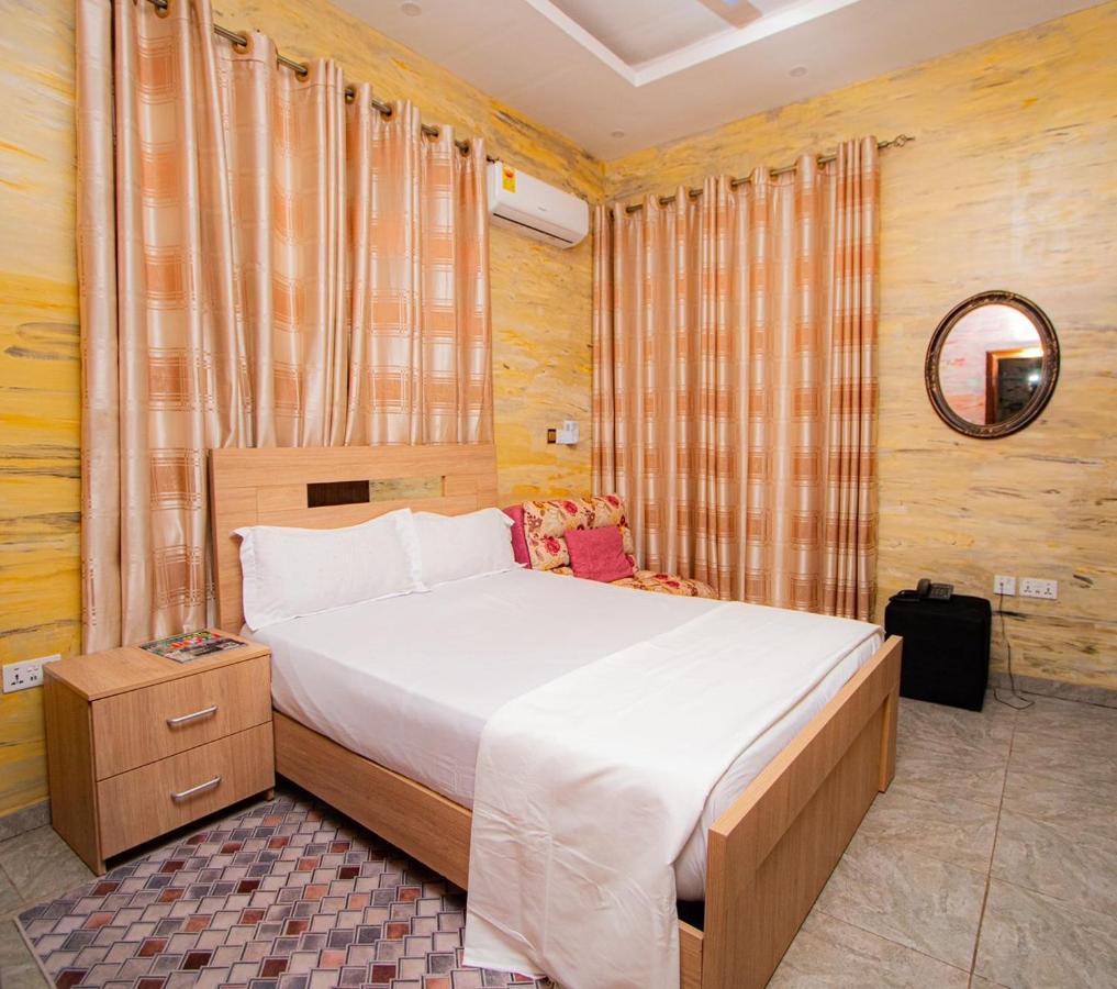 Bays Boutique Apartment Accra Eksteriør billede