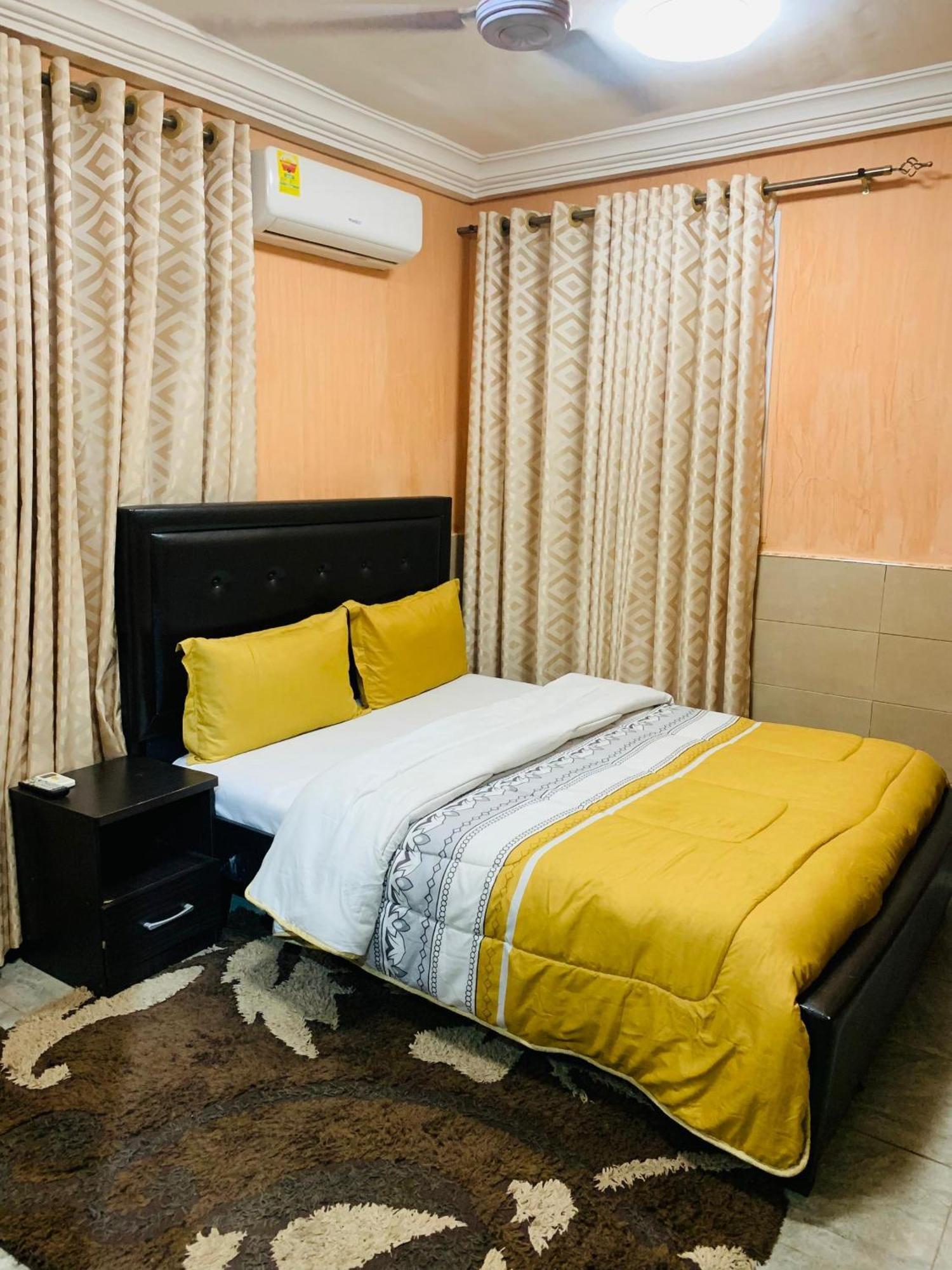 Bays Boutique Apartment Accra Eksteriør billede