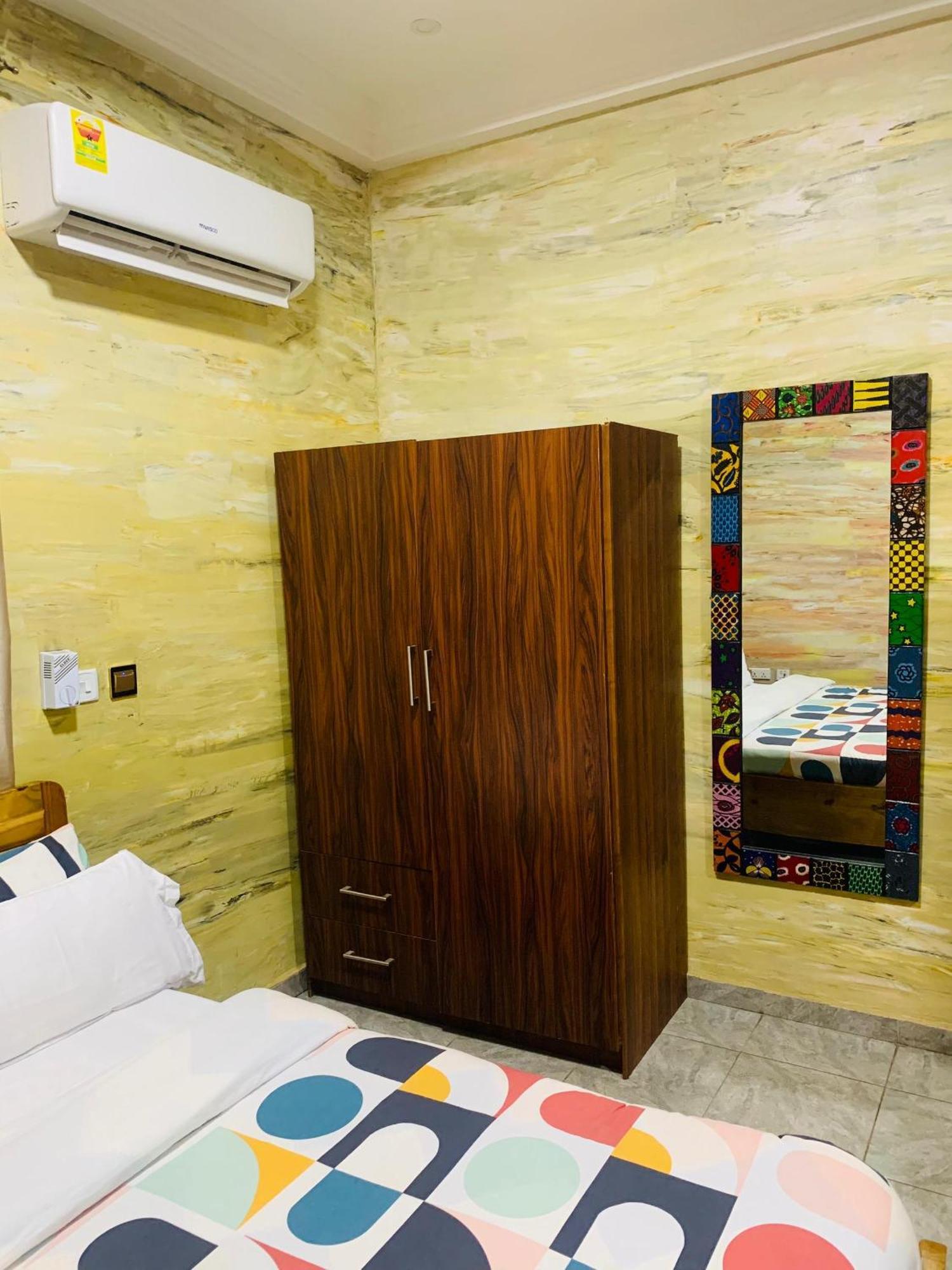 Bays Boutique Apartment Accra Eksteriør billede