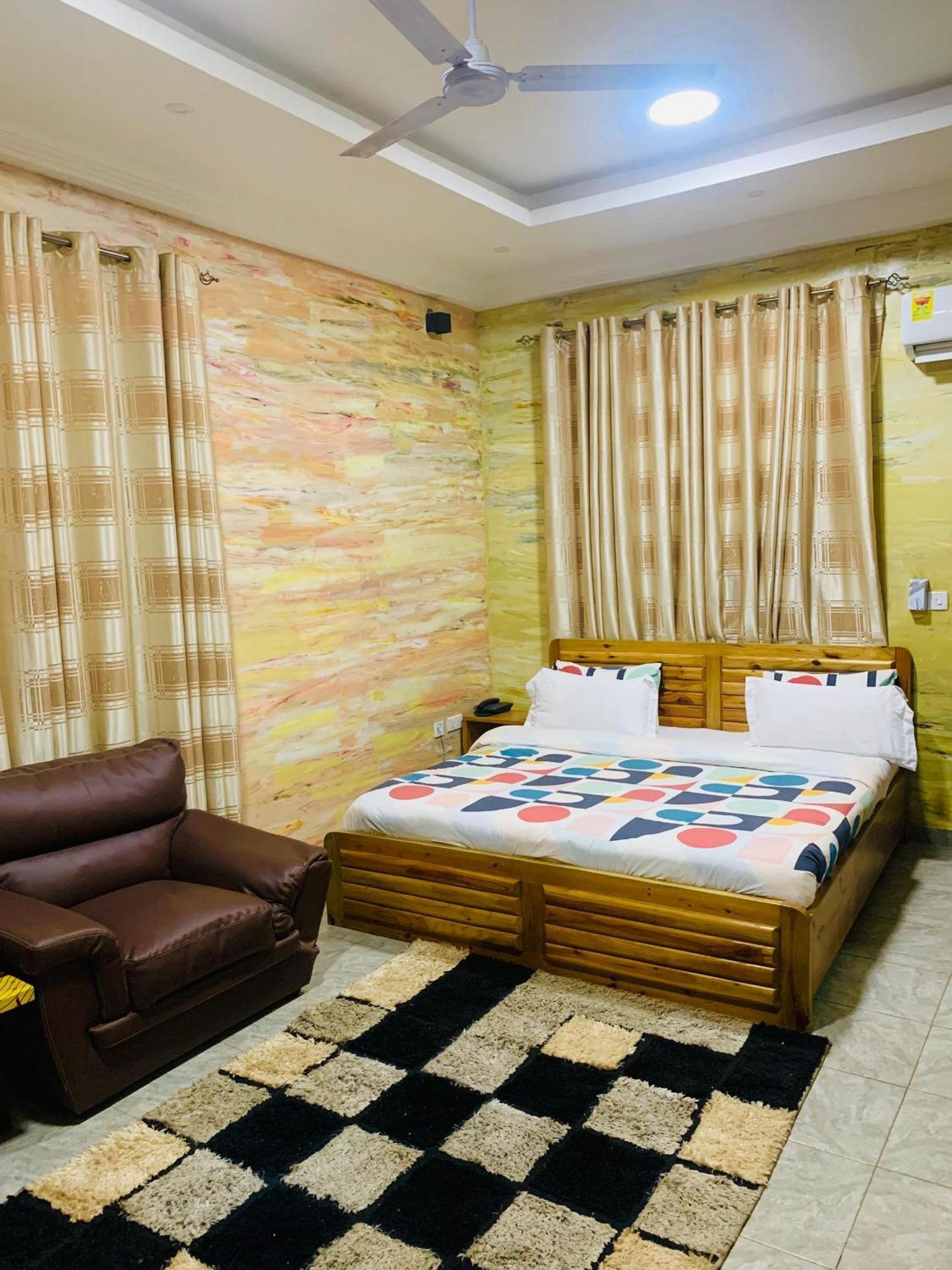 Bays Boutique Apartment Accra Eksteriør billede