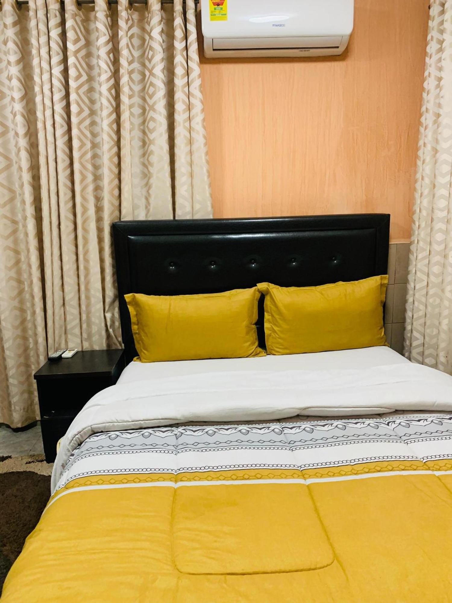 Bays Boutique Apartment Accra Eksteriør billede